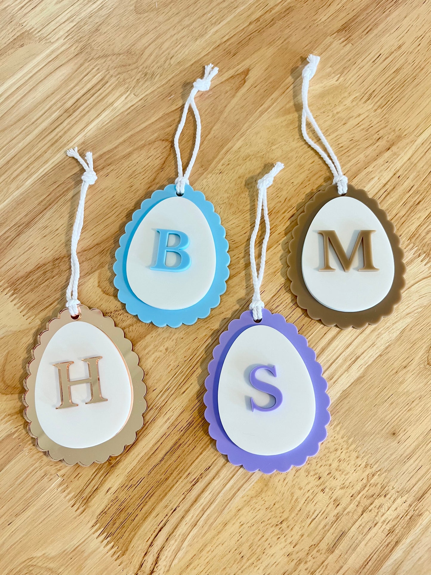 Scallop Egg Initial Basket Tag