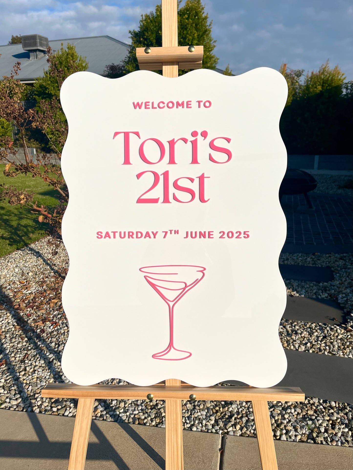 Wavy Edge Martini Glass Welcome Sign
