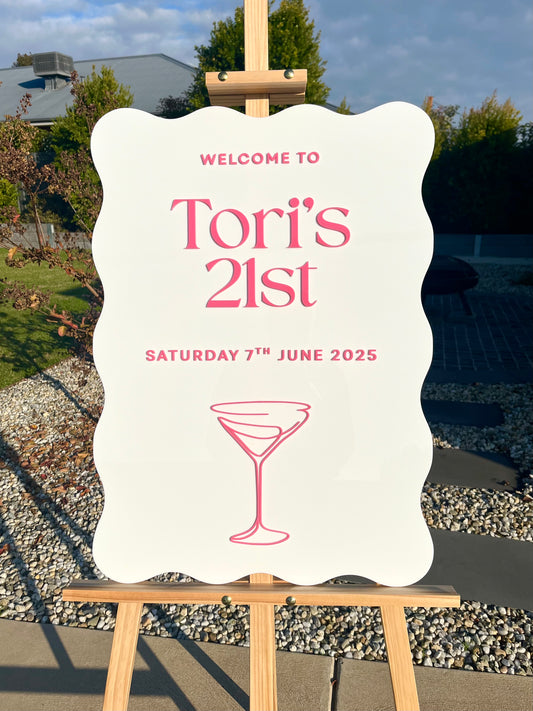 Wavy Edge Martini Glass Welcome Sign