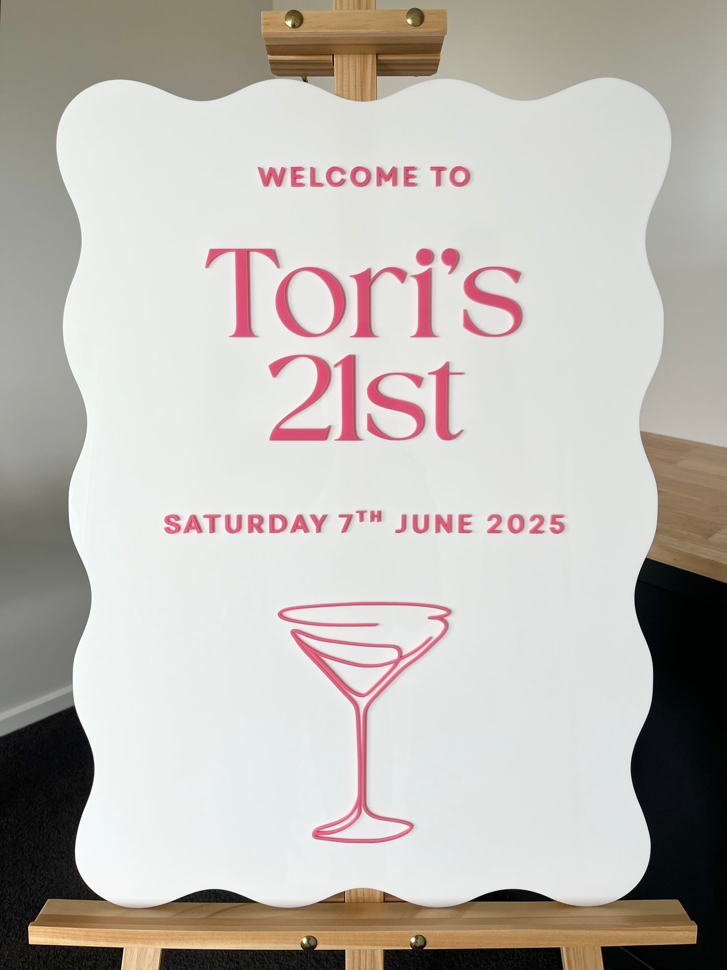 Wavy Edge Martini Glass Welcome Sign